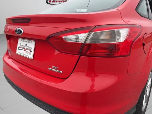 Used 2014 Ford Focus SE image 32