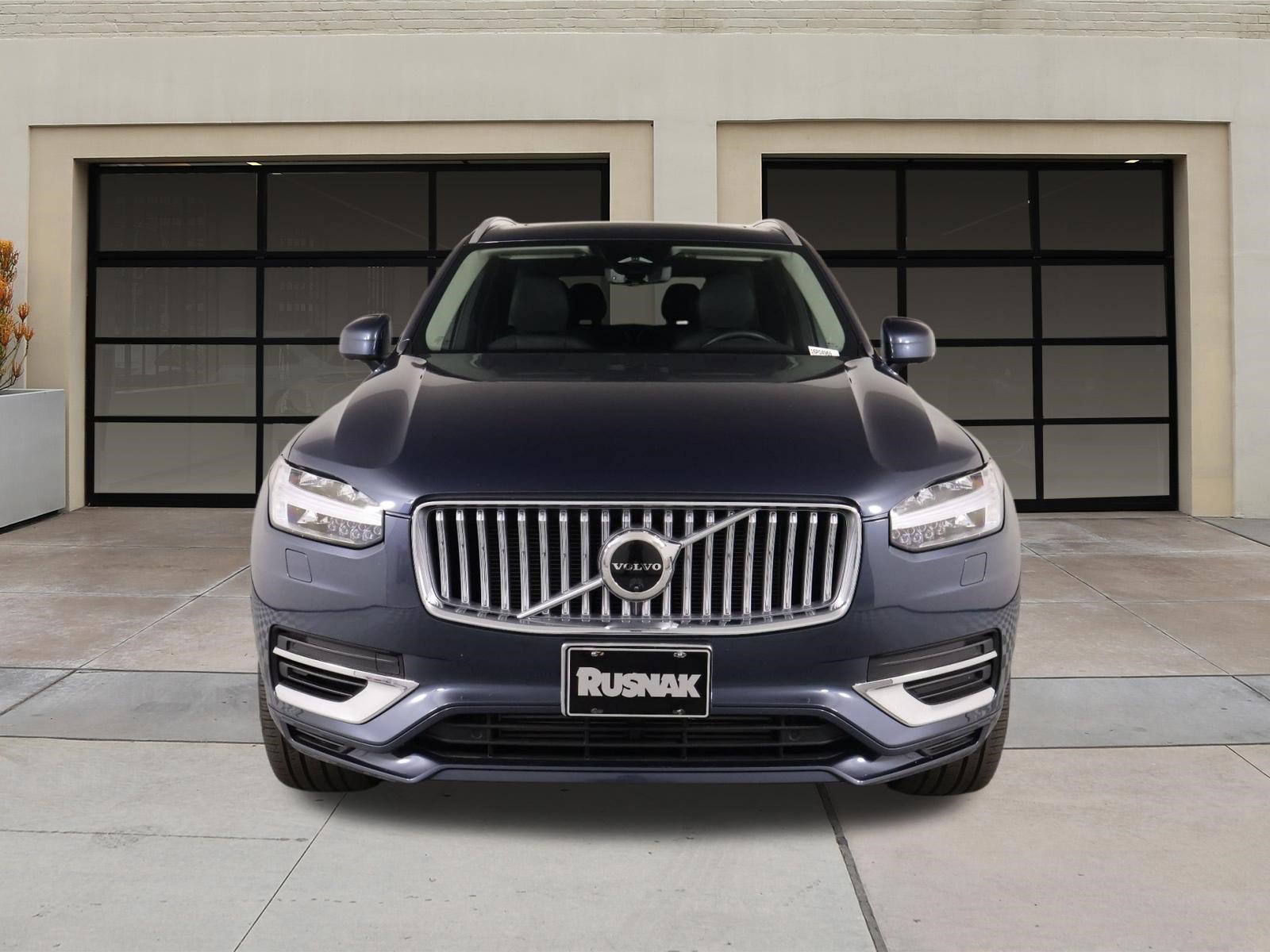 Used 2025 Volvo XC90 T8 Plus AWD/4WD image 6
