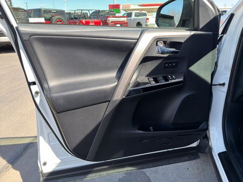 Used 2018 Toyota RAV4 Limited w/ All Weather Liner Package image 15