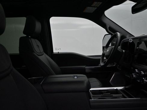 New 2026 Ford F250 Platinum image 11