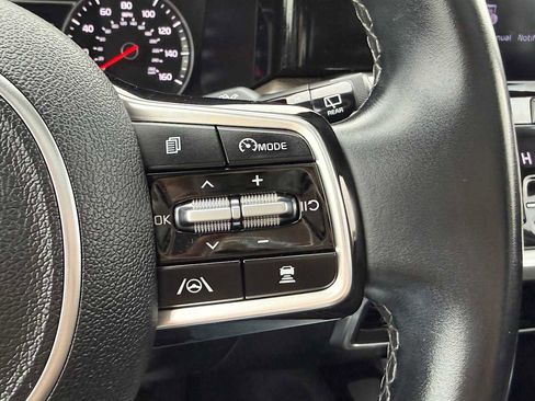 Used 2021 Kia Sorento EX w/ Panoramic Sunroof Package AWD/4WD image 17