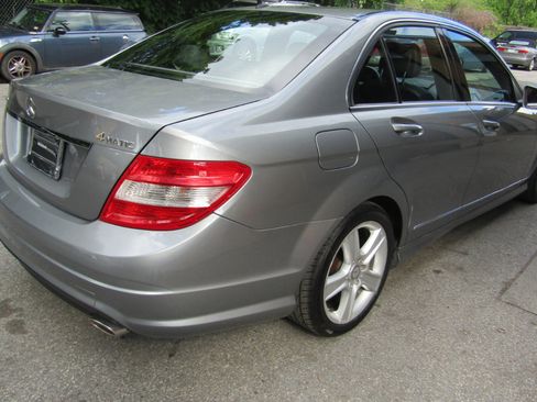 Used 2011 Mercedes-Benz C 300 4MATIC Sedan image 16