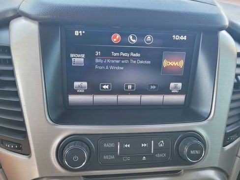 Used 2015 GMC Yukon Denali w/ Touring Package AWD/4WD image 24