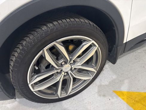 Used 2020 Cadillac XT4 Sport image 40