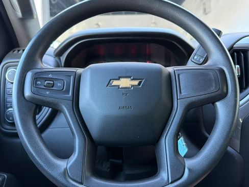 Used 2021 Chevrolet Silverado 1500 Custom AWD/4WD image 23