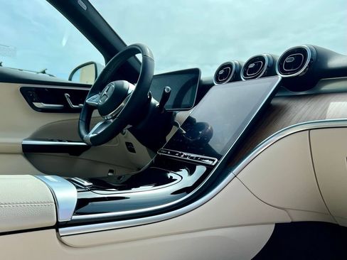 Certified 2023 Mercedes-Benz C 300 4MATIC Sedan image 18