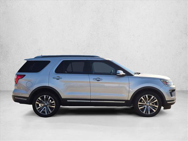 Used 2019 Ford Explorer Platinum AWD/4WD image 4