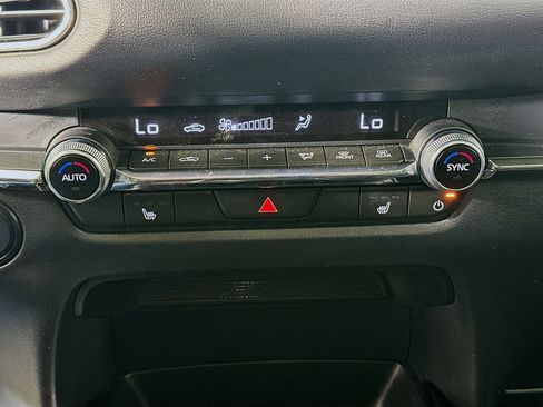 Used 2025 MAZDA CX-30 AWD 2.5 S w/ Preferred Package image 22