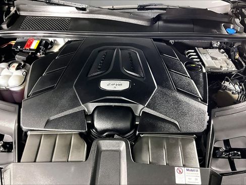 Used 2019 Porsche Cayenne S image 30