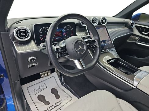 Used 2023 Mercedes-Benz GLC 300 image 16