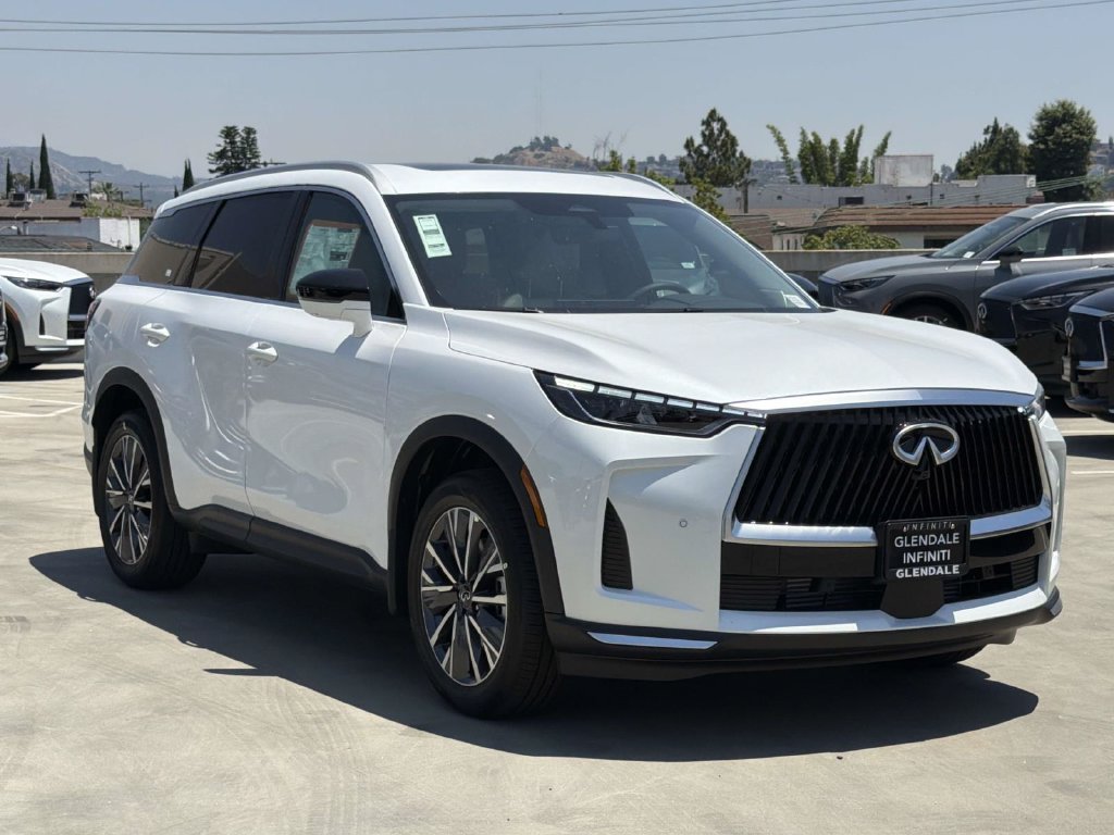 New 2027 INFINITI QX60 Luxe FWD image 2