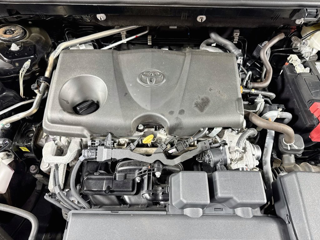 Used 2024 Toyota RAV4 Adventure AWD/4WD image 31