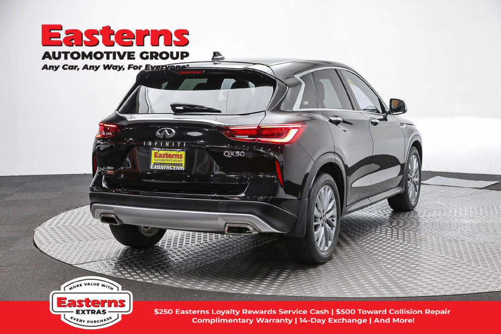Used 2023 INFINITI QX50 Pure AWD/4WD image 6