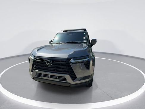 Certified 2024 Lexus GX 550 w/ Accessory Package (31) AWD/4WD image 3
