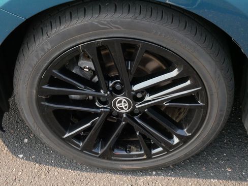 Certified 2025 Toyota Camry SE FWD image 15