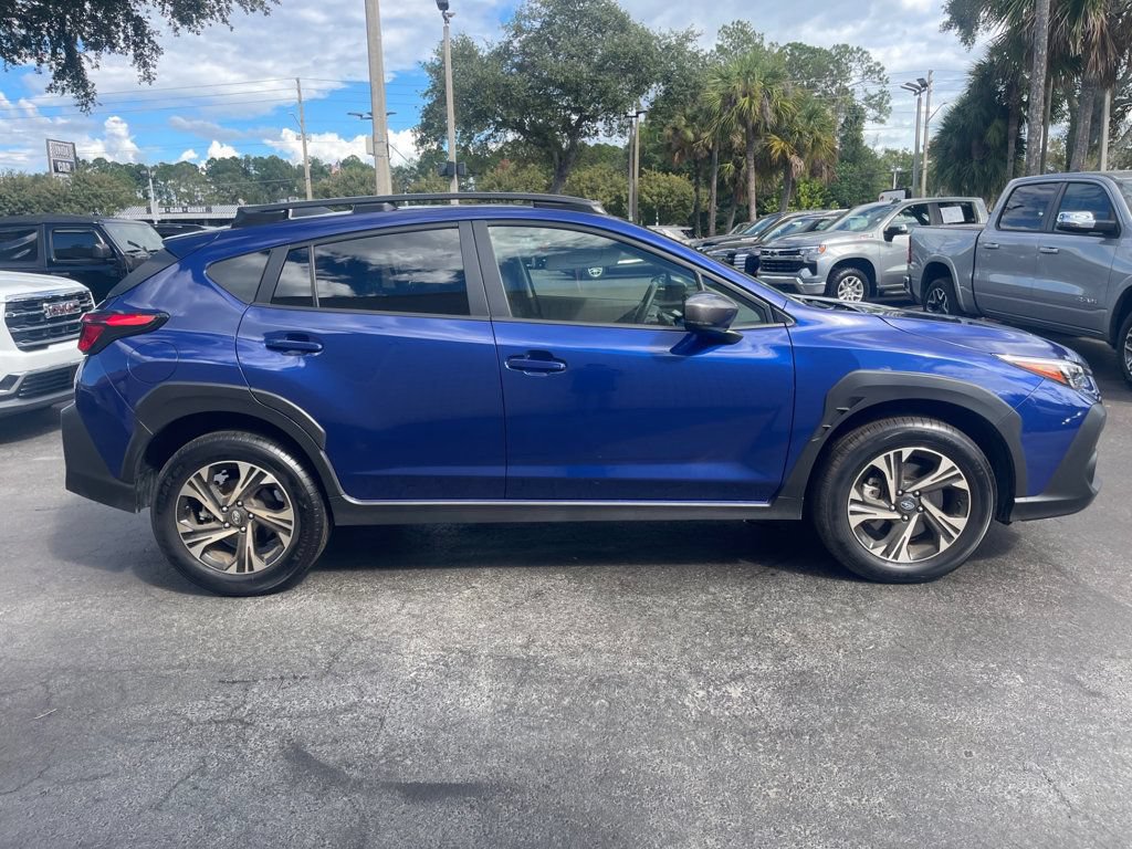 Used 2025 Subaru Crosstrek 2.5i Premium AWD/4WD image 6