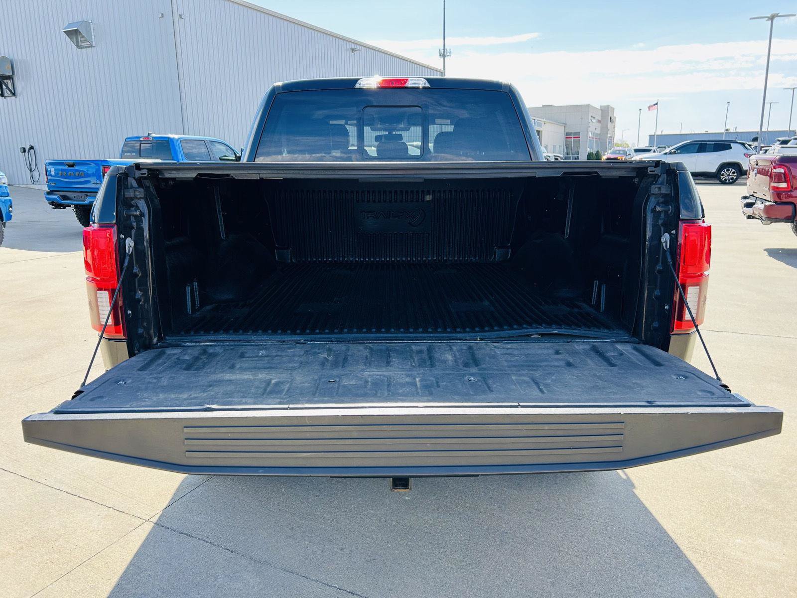 Used 2020 Ford F150 Lariat AWD/4WD image 27