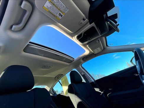 Used 2025 Subaru Legacy Premium image 18