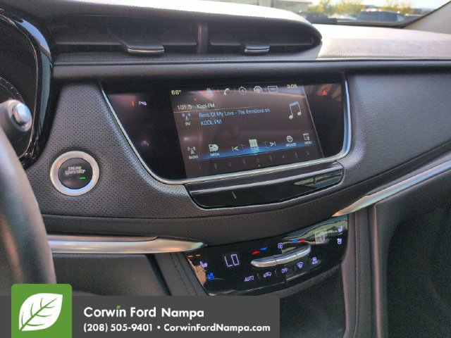 Used 2018 Cadillac XT5 Premium Luxury AWD/4WD image 16