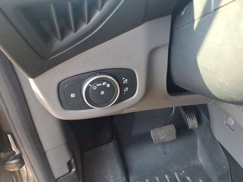 Certified 2020 Ford Transit Connect XLT image 14