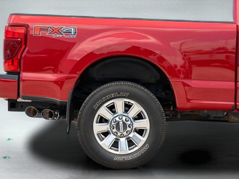Used 2021 Ford F250 Platinum AWD/4WD image 5
