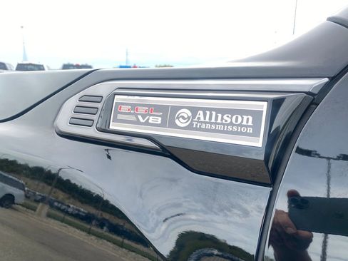 Used 2024 GMC Sierra 2500 AT4 w/ AT4 Premium Plus Package image 37