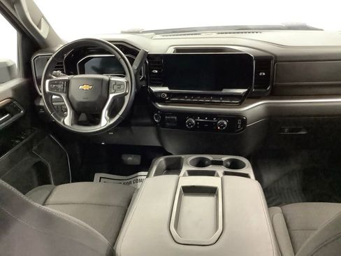Used 2024 Chevrolet Silverado 2500 LT AWD/4WD image 30