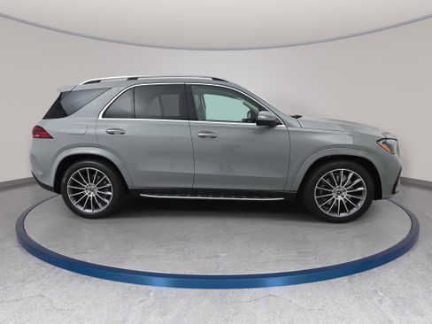 New 2026 Mercedes-Benz GLE 450 4MATIC image 4