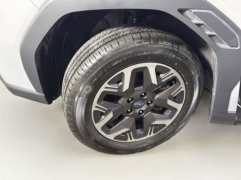 Used 2026 Subaru Forester Premium AWD/4WD image 37