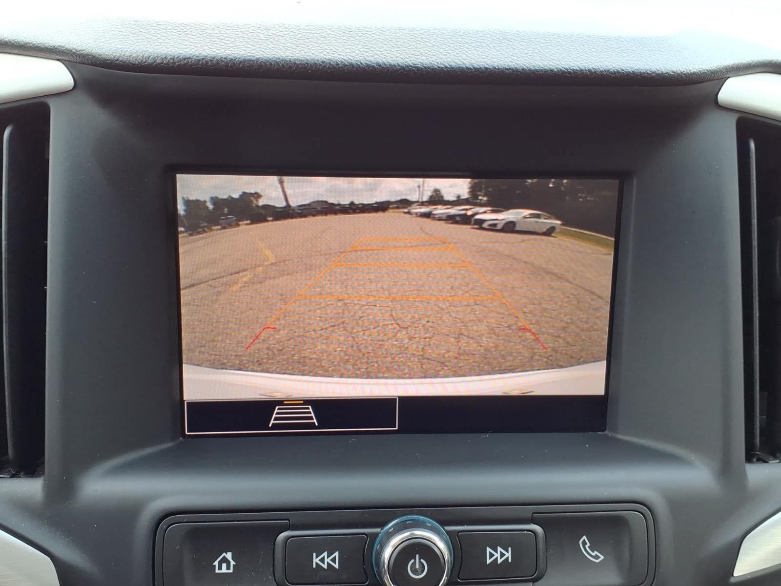 Used 2024 GMC Terrain SLE AWD/4WD image 16