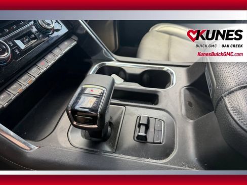 Used 2024 GMC Sierra 1500 Denali w/ Technology Package AWD/4WD image 18