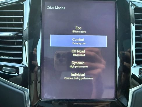 Used 2016 Volvo XC90 T6 Inscription AWD/4WD image 31