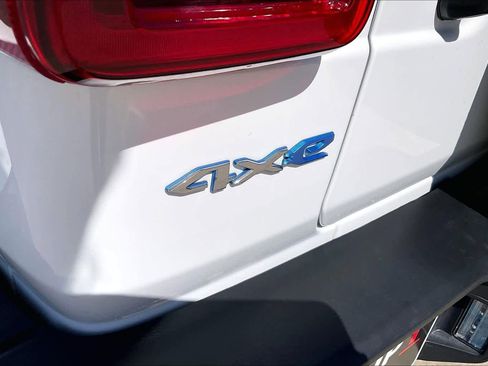 Used 2023 Jeep Wrangler Sahara w/ Cold Weather Group image 30