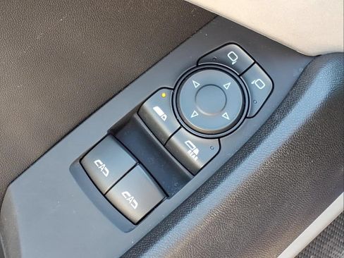 Used 2023 Chevrolet Camaro LT w/ Technology Package RWD image 24