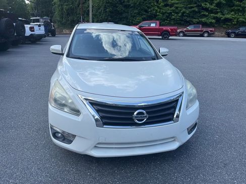 Used 2013 Nissan Altima 2.5 SL FWD image 3