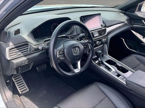 Used 2022 Honda Accord Sport image 17
