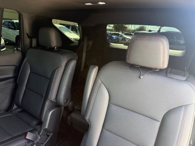 Used 2026 Chevrolet Traverse Z71 AWD/4WD image 25