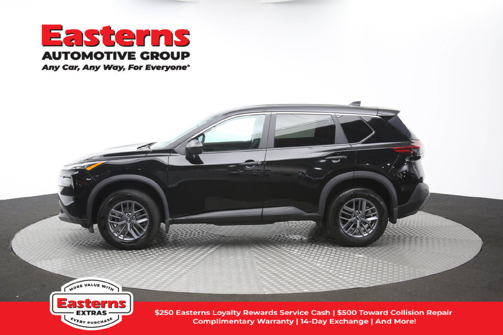 Used 2023 Nissan Rogue S AWD/4WD image 60