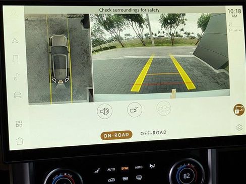 Certified 2023 Land Rover Range Rover Long Wheelbase SE image 11