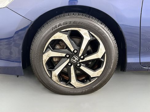 Used 2016 Honda Accord EX image 36