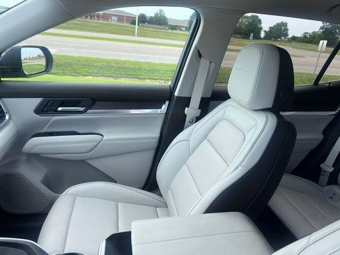Used 2026 GMC Terrain Denali w/ LPO, Floor Liner Package AWD/4WD image 23