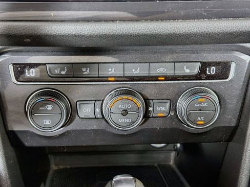 Used 2021 Volkswagen Tiguan SEL w/ 3-Row Tiguan MDO Package FWD image 15