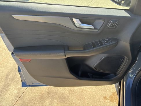 Used 2023 Ford Escape Active w/ Tech Pack #2 image 10