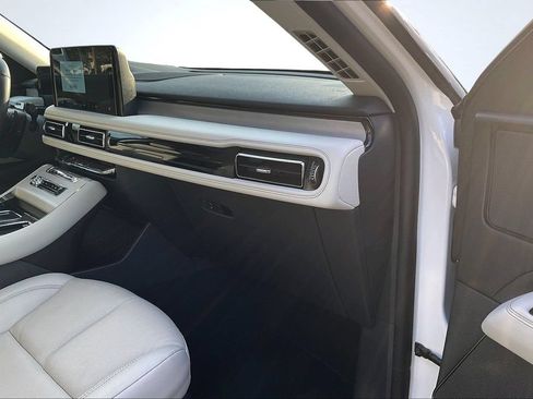 Used 2026 Lincoln Aviator Reserve RWD image 27