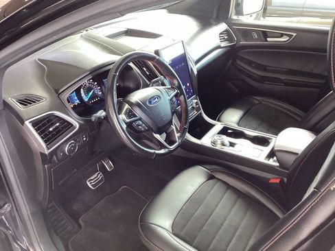 Used 2022 Ford Edge ST-Line w/ Class II Trailer Tow Package AWD/4WD image 35