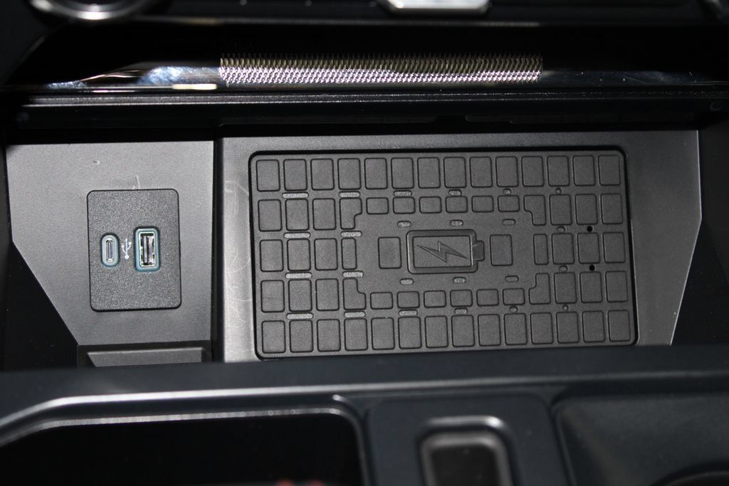 Used 2024 Ford F150 Raptor AWD/4WD image 51