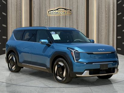 Used 2024 Kia EV9 Wind