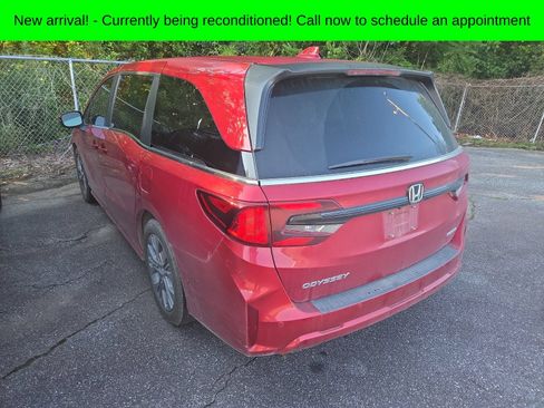 Used 2025 Honda Odyssey Touring image 6