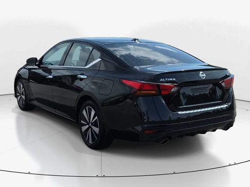 Used 2021 Nissan Altima 2.5 SL FWD image 8
