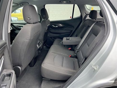 Used 2022 GMC Terrain SLE w/ Driver Convenience Package image 23